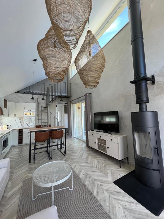 Beige Villa Balatonkenese Exterior photo